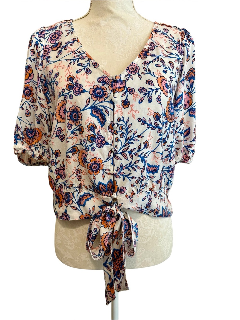 Rose & Olive White Floral Tie-Front V-Neck Blouse with Blue & Pink Flowers